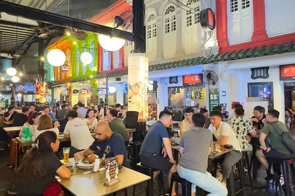 Singapore cheap bars