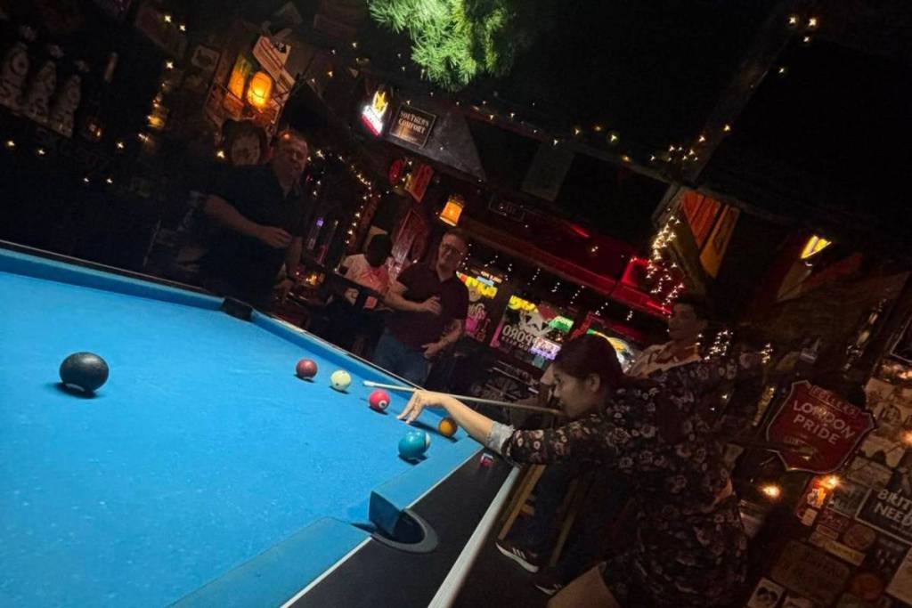 affordable bars in Singapore