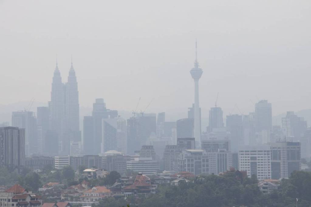 Haze is nearby Malaysia cities 