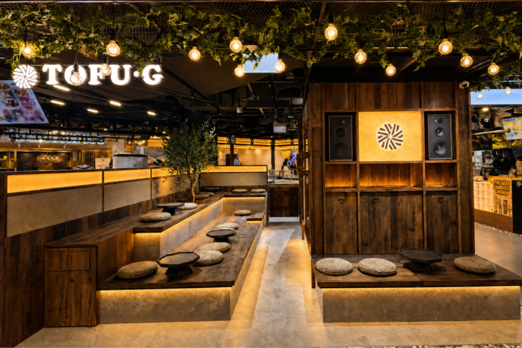 interior of Tofu G