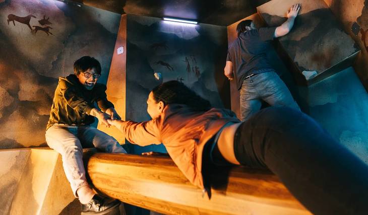 Prison Island is coming to Stuttgart: Fight your way through 35 cells full of action, challenges, and fun in this interactive prison adventure!