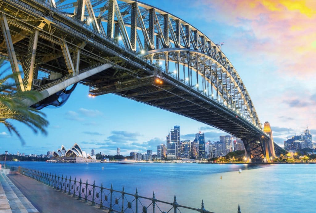 sydney harbour bridge looking beautiful