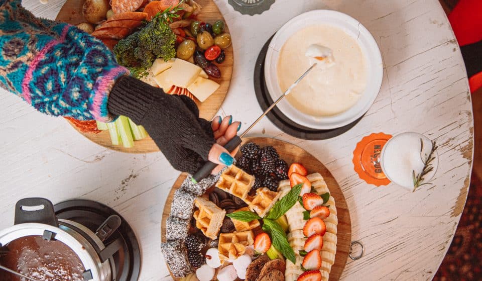 Enjoy A European Ski Lodge Experience With Snow Machines And Fondue At This Double Bay Bar