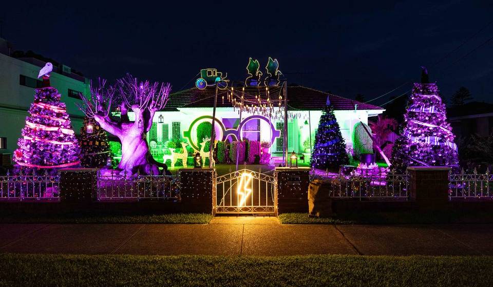 A Magical Harry Potter Christmas Lights Display Has Landed In Sydney