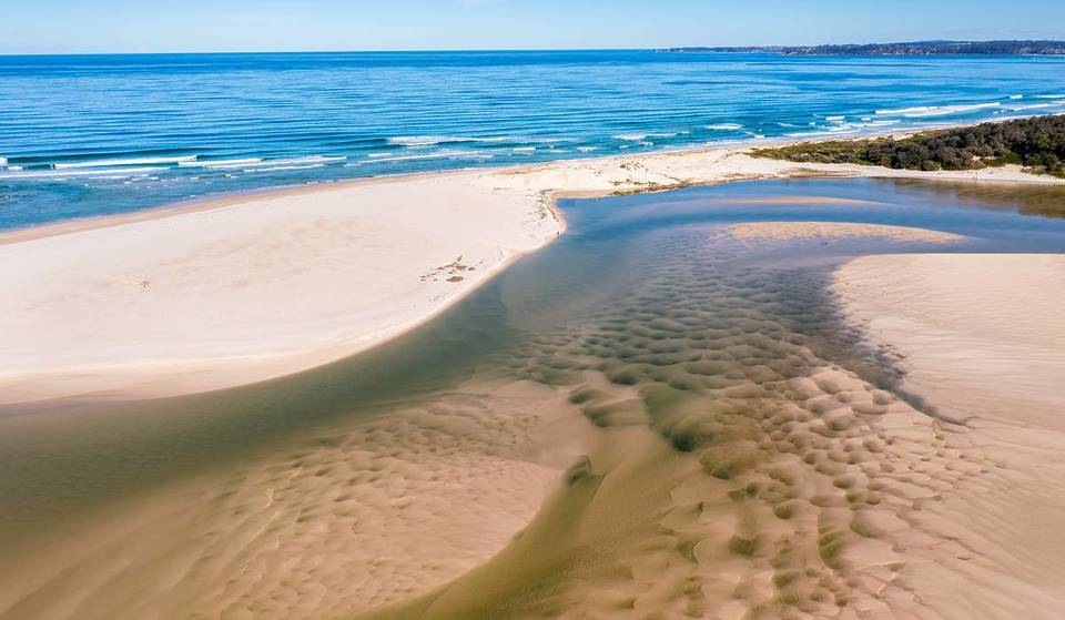 This National Park In NSW Is The Perfect Summer Escape — With Pristine Forests And Bright Blue Lakes