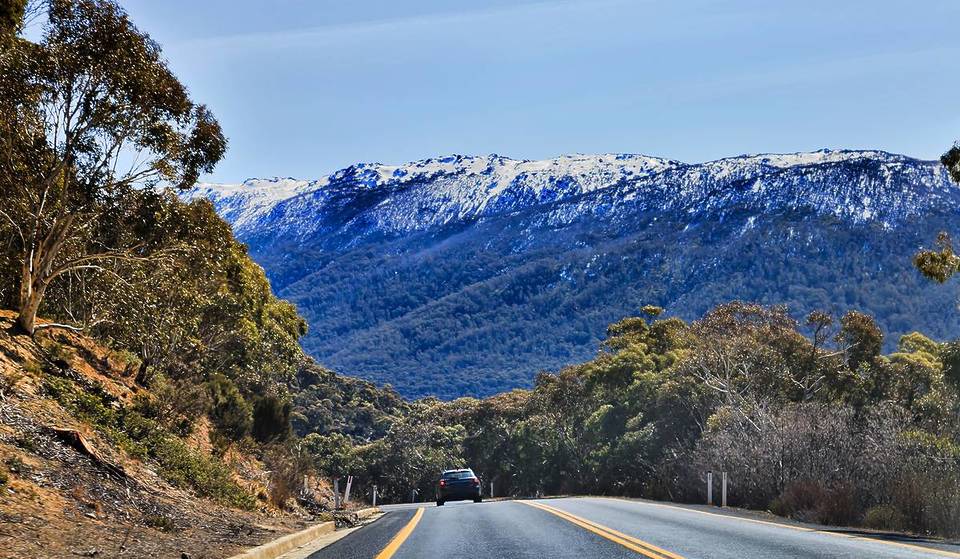 7 Winter Road Trips In NSW For Snowy Views, Fireside Cafes And Hidden Trails