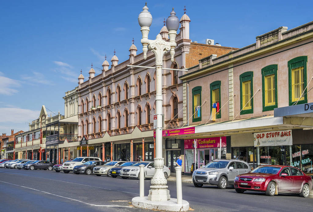 Victorian-era buildings lining George Street in the heart of Bathurst