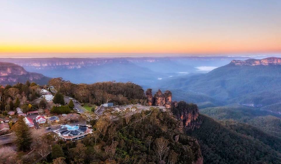 This Mountain Town Just 1.5 Hours From Sydney Is A Must-Visit Before Winter Ends – With Scenic Trails And Charming Cafes