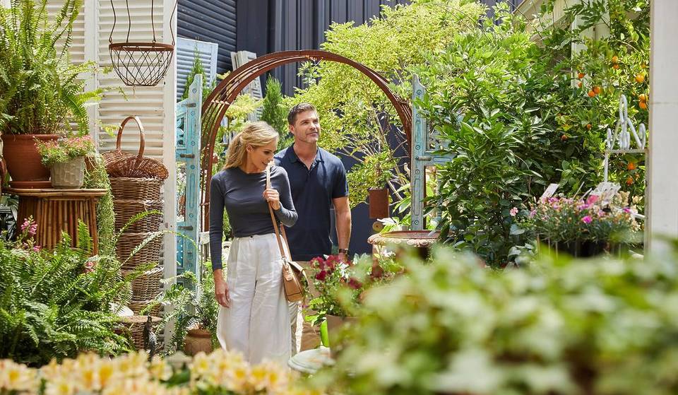 This Country Town 1.5 Hours From Sydney Is A Springtime Gem – With Charming Flower Festivals, Cafes And Lush Gardens