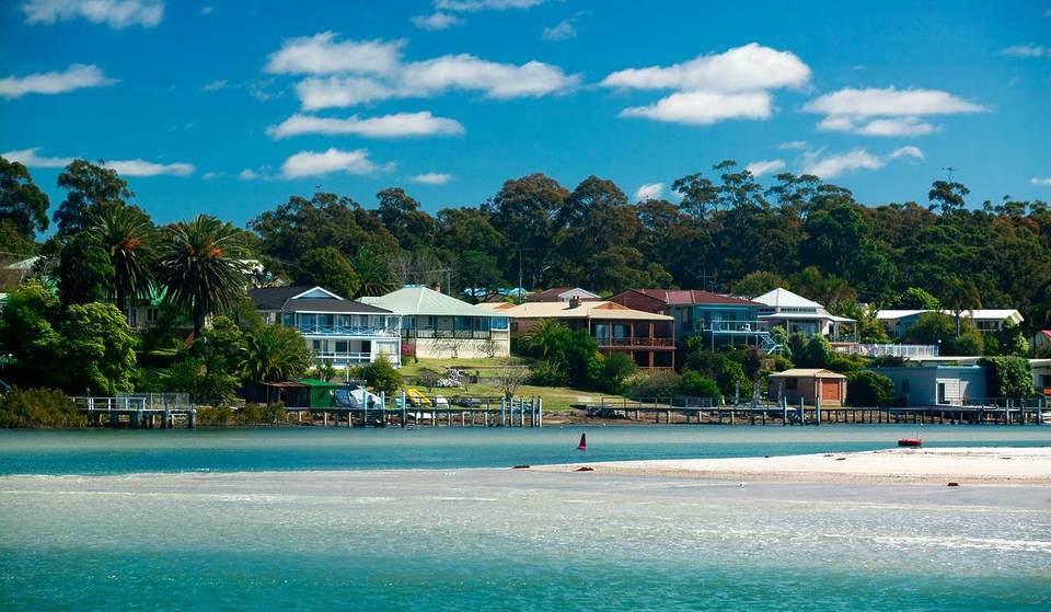 This Coastal Town In NSW Has Stunning Blue Waters And Trendy Waterside Eateries – And It’s Not Byron Bay