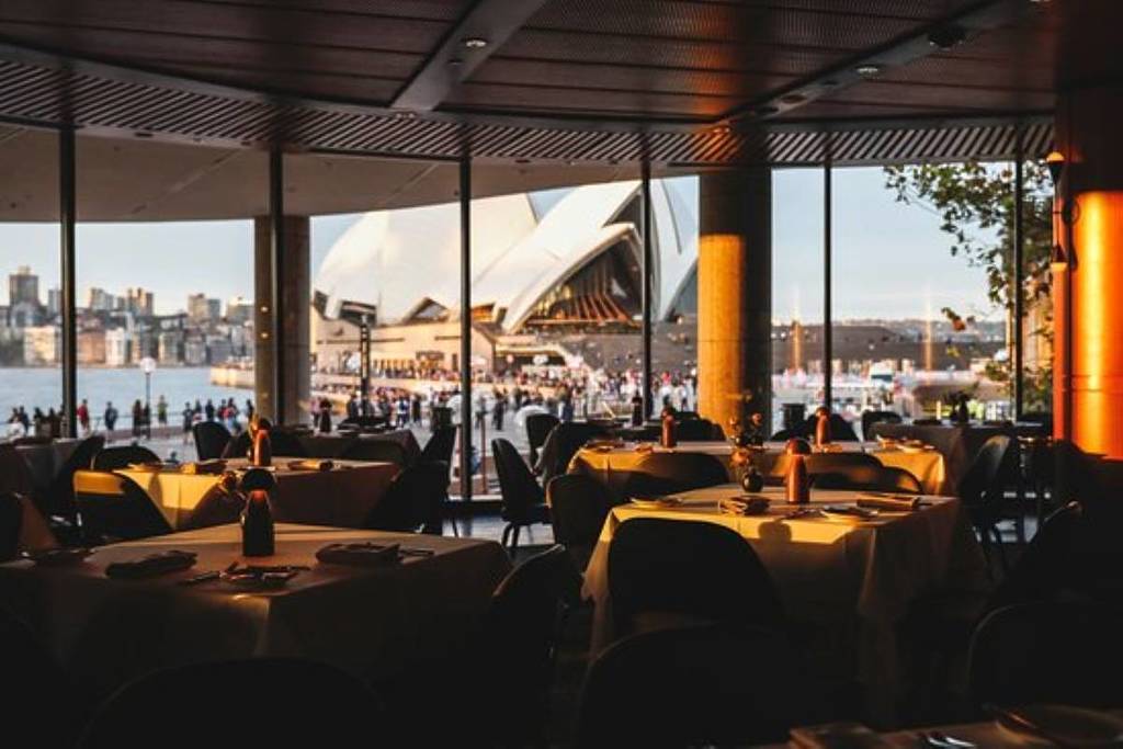 The evening light pouring in at Aria in Circular Quay