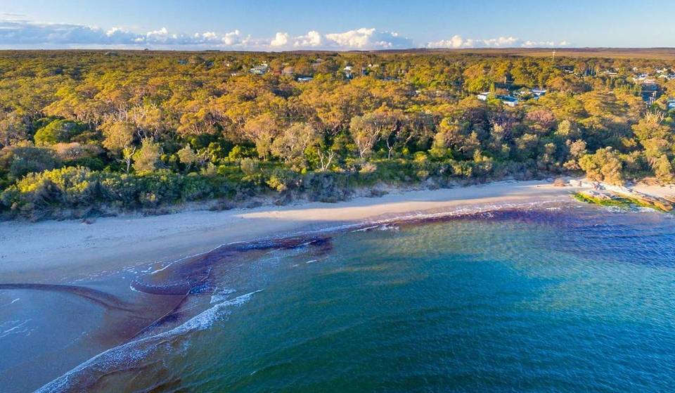 Forget The Blue Mountains — This Wild Sydney Peninsula Hides A ‘Secret Sea Cave’, Shipwrecks &amp; Coastal Bushlands Just 2.5 Hours From The City