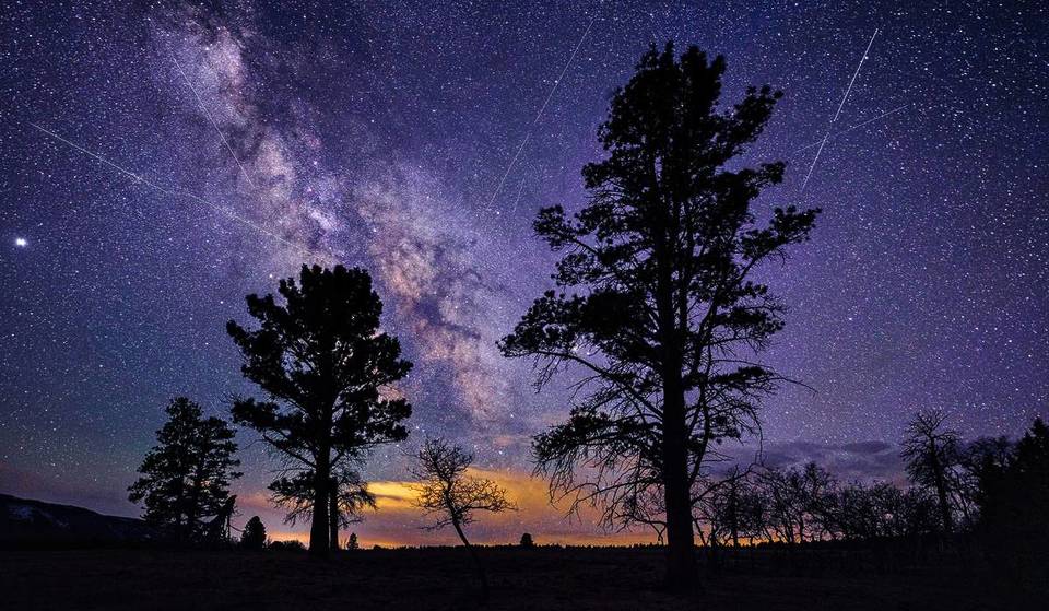 The World’s Oldest Meteor Shower Peaks Over Sydney Tonight — Here’s Exactly When &amp; Where To Catch Shooting Stars In NSW