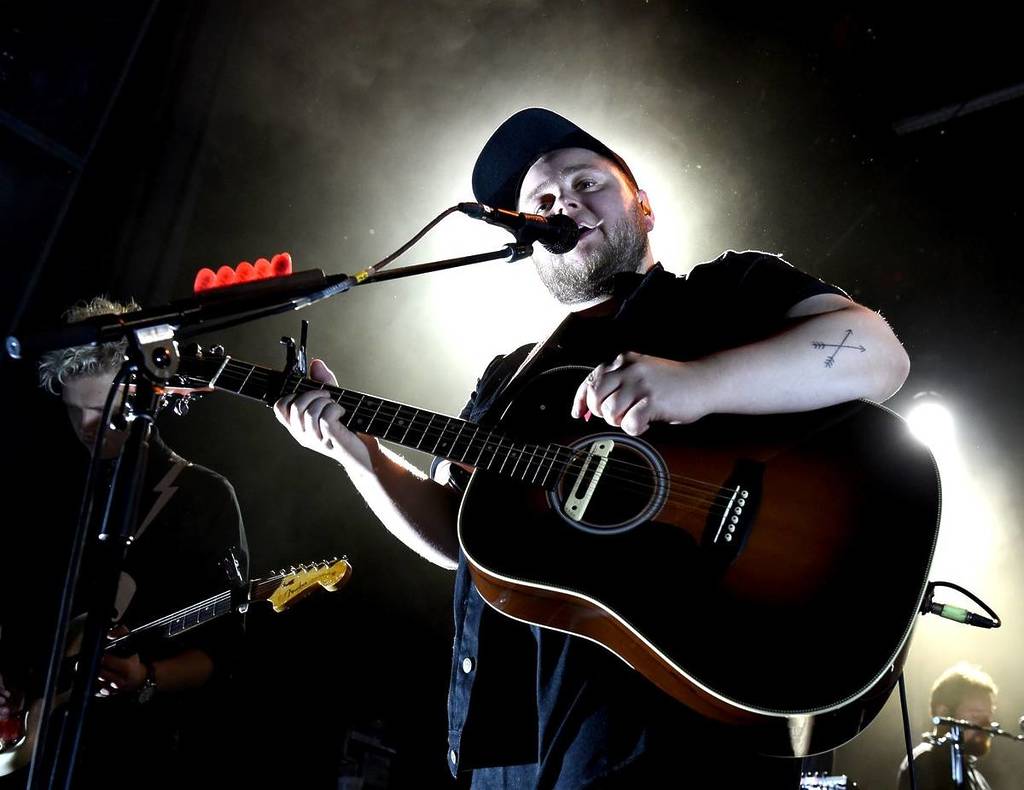 of monsters and men live