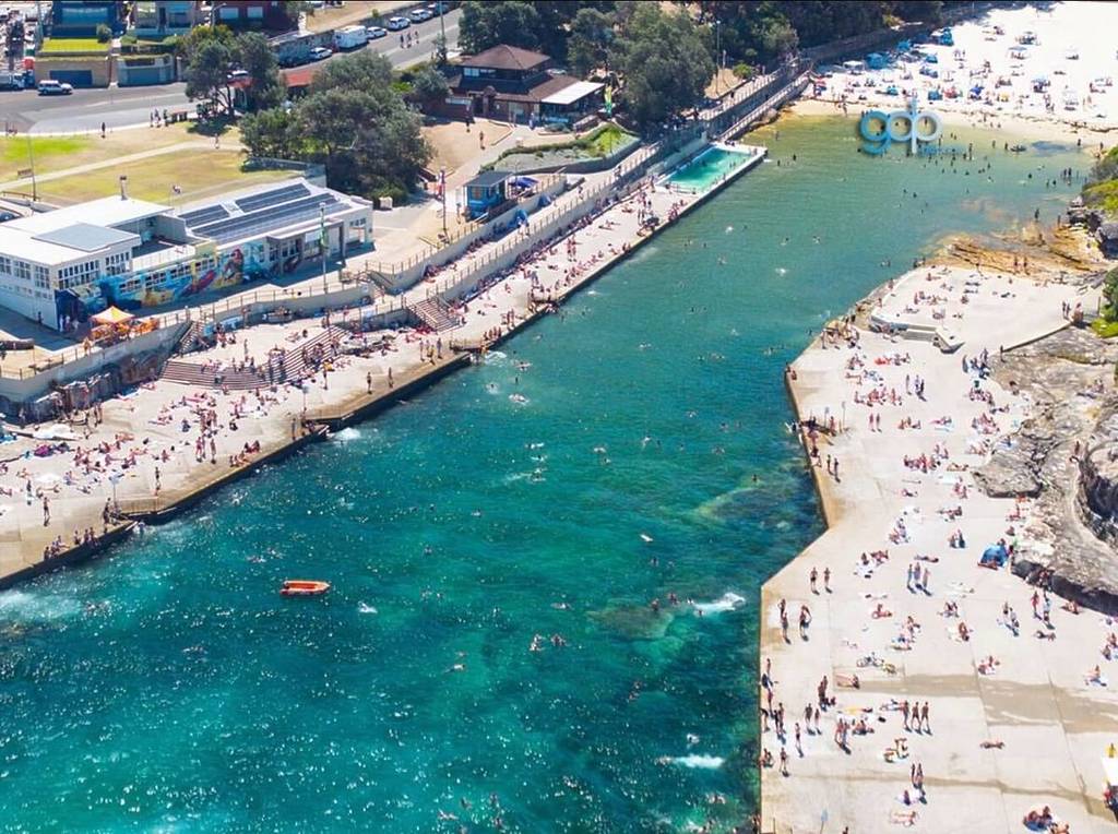 clovelly beach