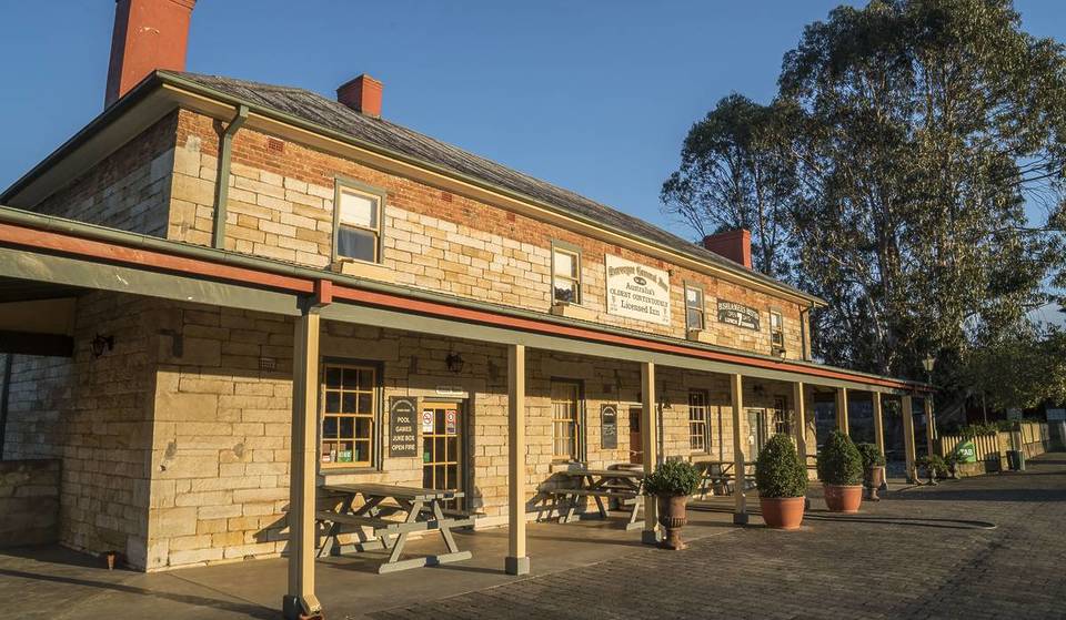 Australia’s best-preserved village from the 1830s is 1.5 hours from Sydney – with cosy winters and historic country pubs