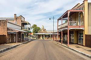 This small town in NSW was just named the state’s best — with quaint cafes and a charming main street