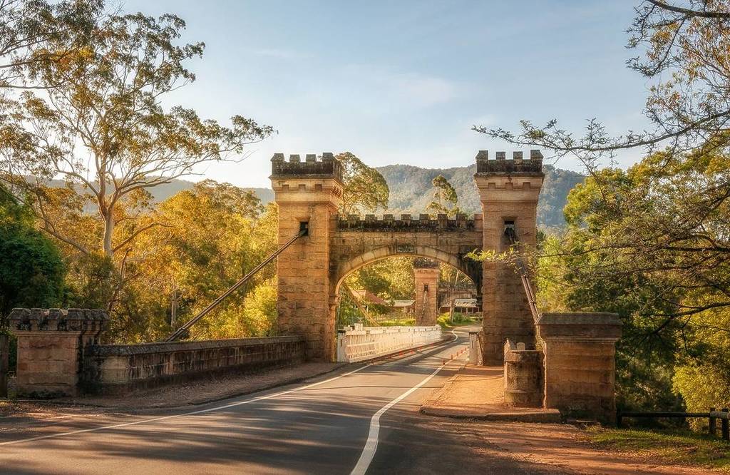 historic hampden bridge in kangaroo valley nsw