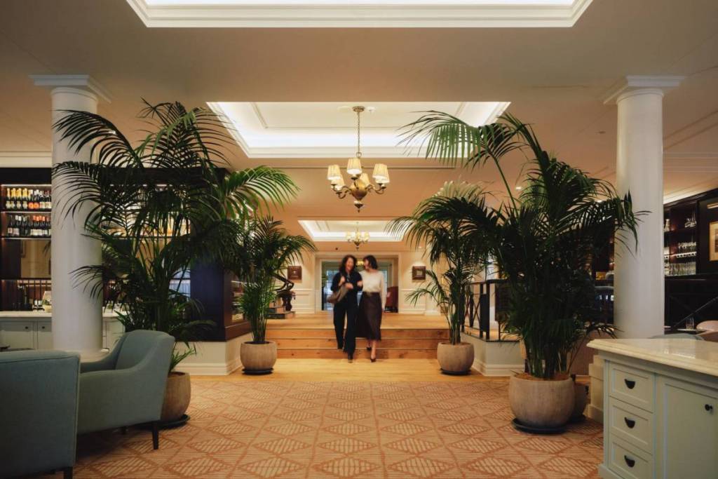main walkway at Ardour Lilianfels Blue Mountains
