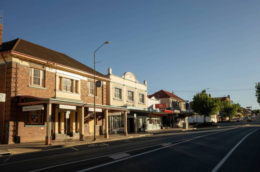 Historic buildings lining Sharp Street in Cooma, one of NSW's alpine country towns