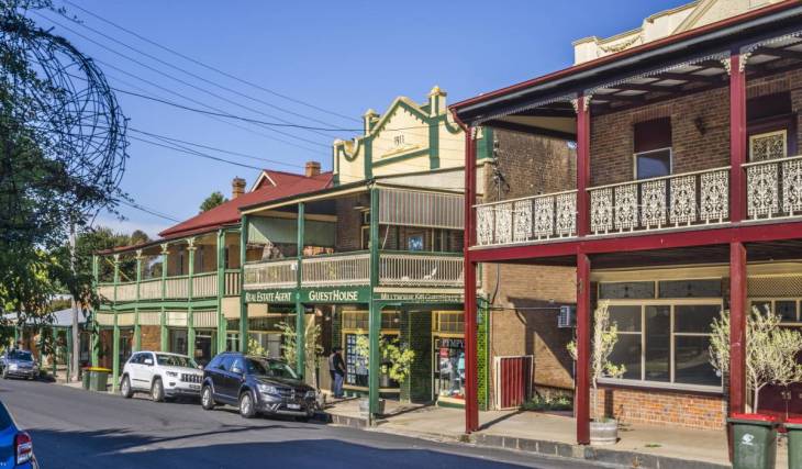 6 cosy small towns in NSW with picture-perfect main streets