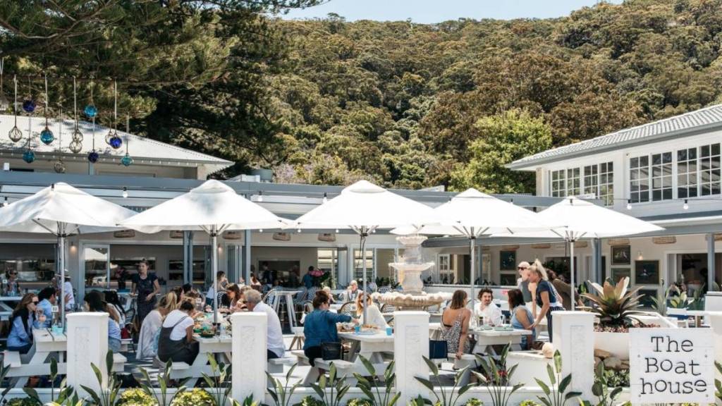 the boathouse hotel patonga near sydney