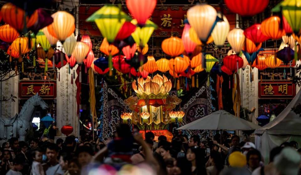 This Sydney suburb is shutting down its streets for a massive Moon Festival this Sunday — with 100+ hawker stalls, sizzling charcoal BBQ and fireworks