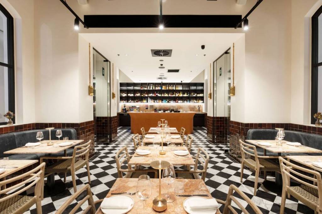 inside seating at spezia italian piazza in circular quay, sydney