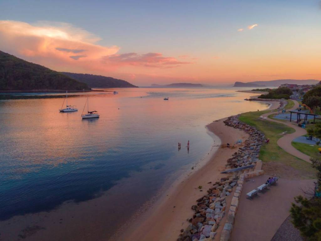 ettalong beach in central coast nsw near sydney by ferry