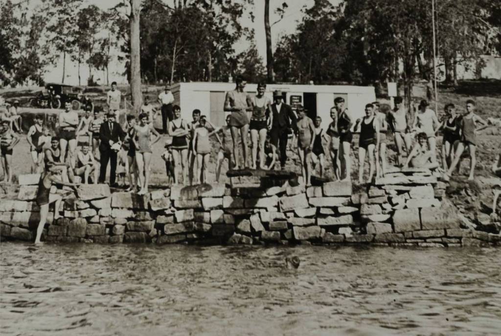 swimmers enjoying lake parramatta in sydney