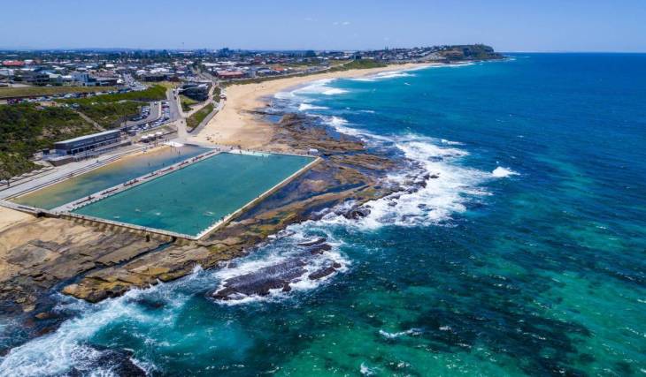 The Southern Hemisphere’s largest ocean pool is just 2 hours from Sydney – and it’s free to visit