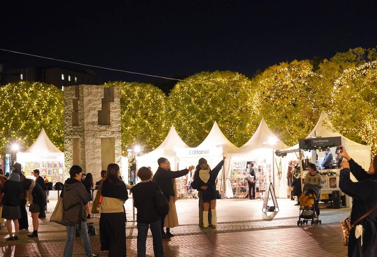 クリスマスマルシェ①:時計広場