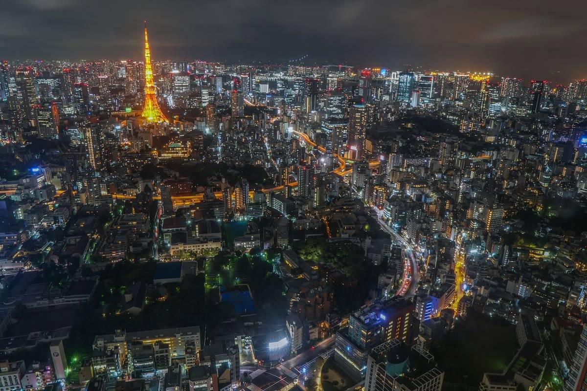 Tokyo at night