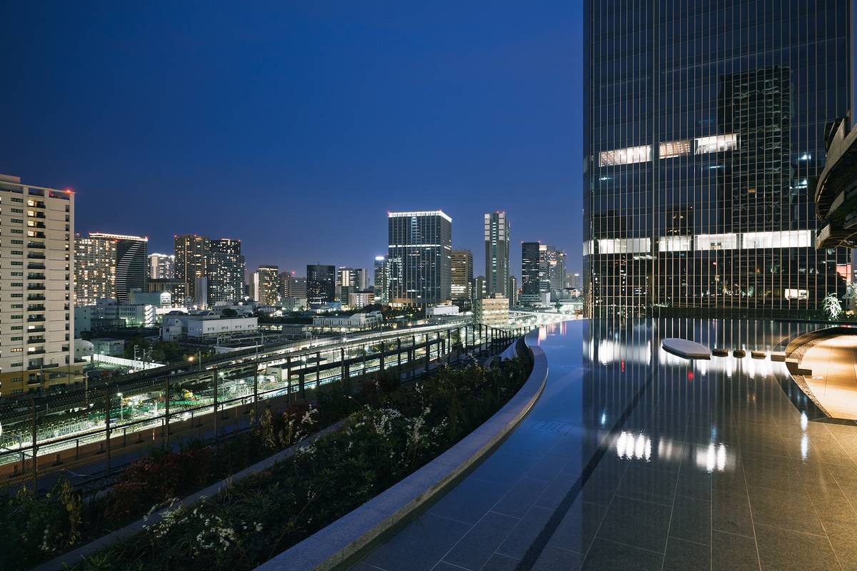 6F 月見テラス、足湯(出典:MoN Takanawa: The Museum of Narratives)