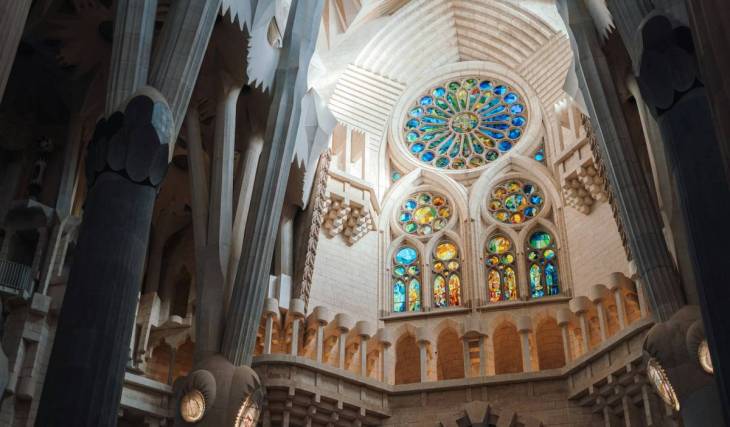 Become “Gaudí’s Disciple.” A VR Theater Opens in Shinjuku to Mark the 100th Anniversary of Gaudí’s Death