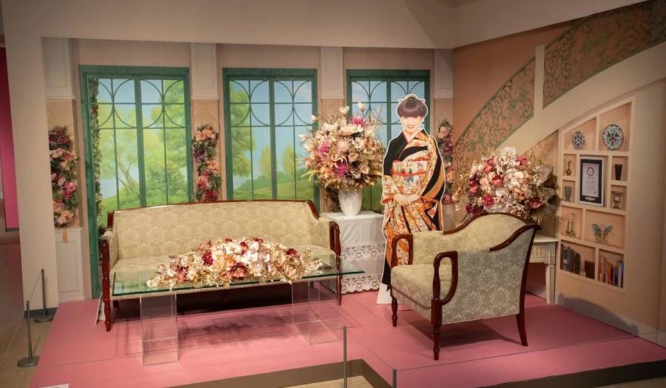 Limited to 13 days. Special exhibition tracing Tetsuko Kuroyanagi’s 50-year career opens at Nihonbashi Takashimaya