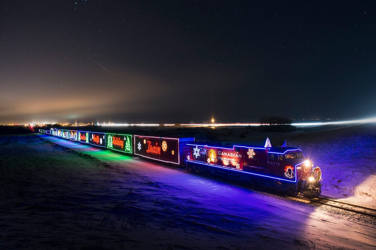 An Enchanting Holiday Train With Live Performances Arrives In Toronto