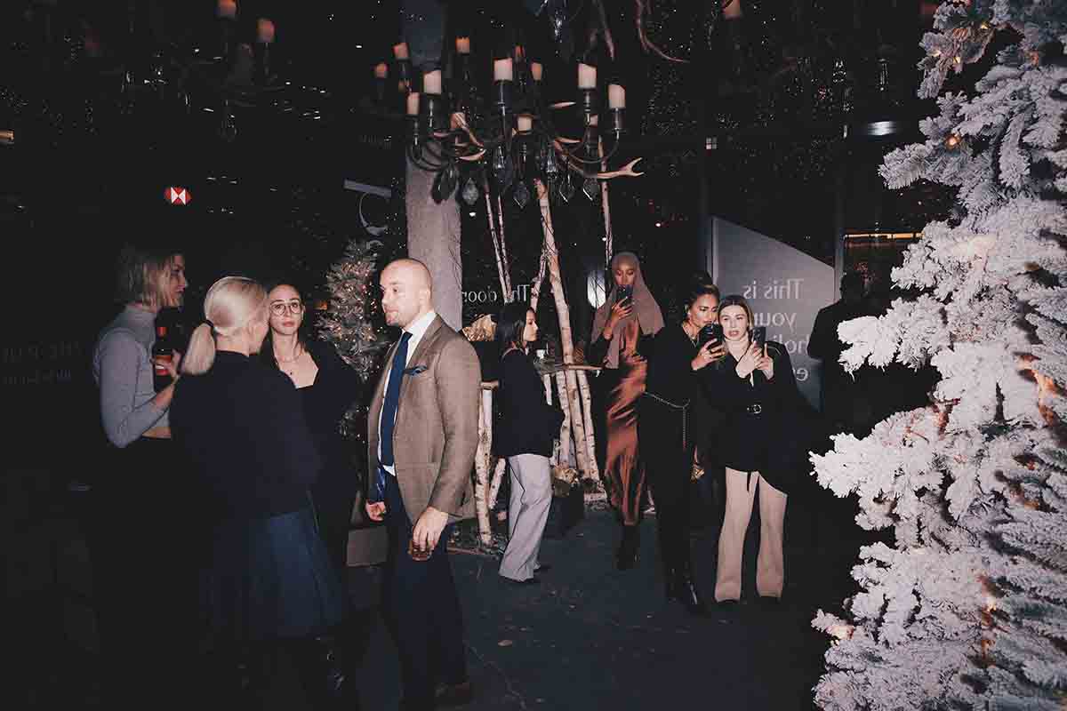 This Toronto Hotel Just Opened An Immersive Holiday Cottage PopUp Secret Toronto This Toronto Hotel Just Opened An Immersive Holiday Cottage PopUp Secret Toronto