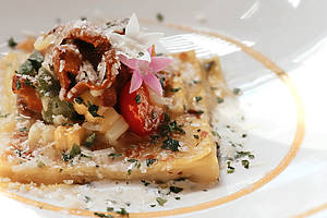 15 Of The Most Romantic Restaurants In Toronto