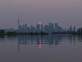 Toronto has the worst air quality of any major city in the world today as wildfire smoke triggers a high-risk warning