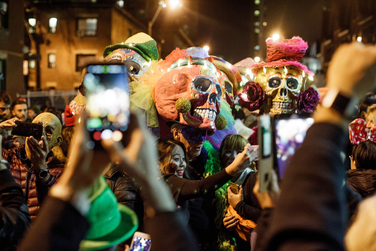 15 Thrilling Halloween Parties In Toronto You Don't Want To Miss