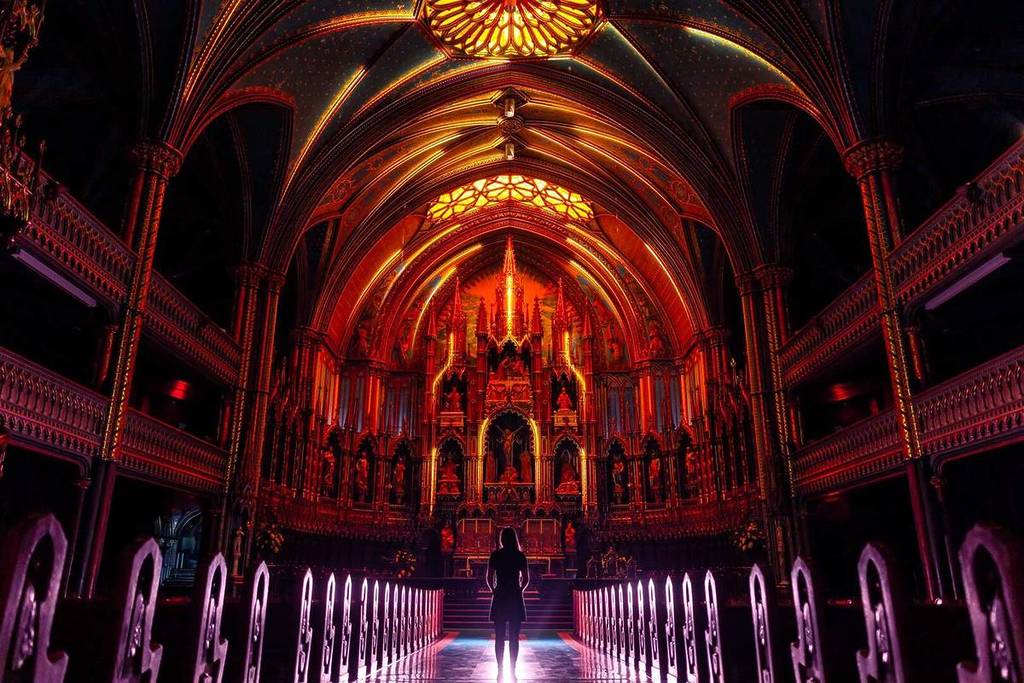 We Went To See The Magical AURA Projections In Montreal — Here&#8217;s Why You Need To Make The Trip