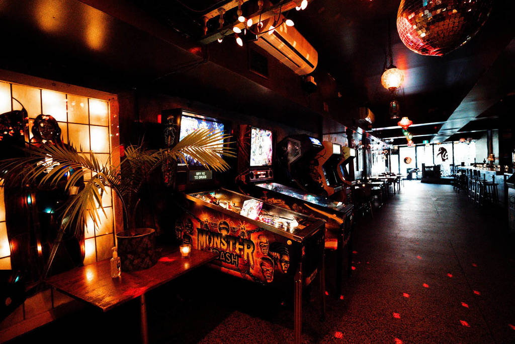 7 bars d&rsquo;arcade incontournables à Toronto pour des soirées nostalgiques