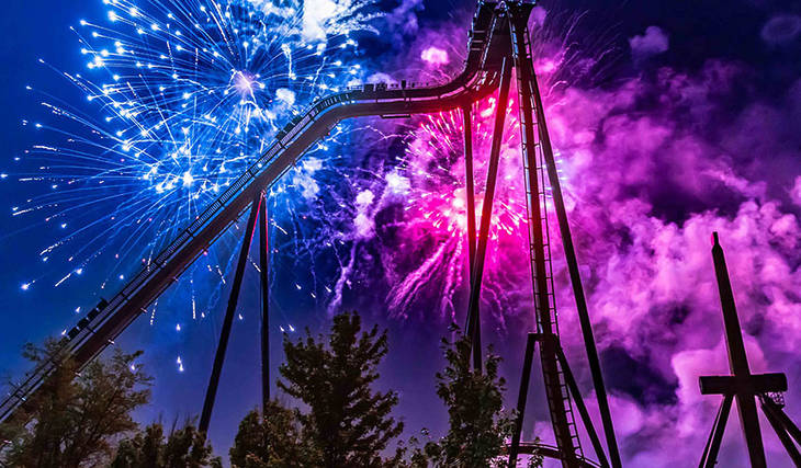 Canada’s Wonderland is hosting a dazzling fireworks show for the Civic Holiday long weekend