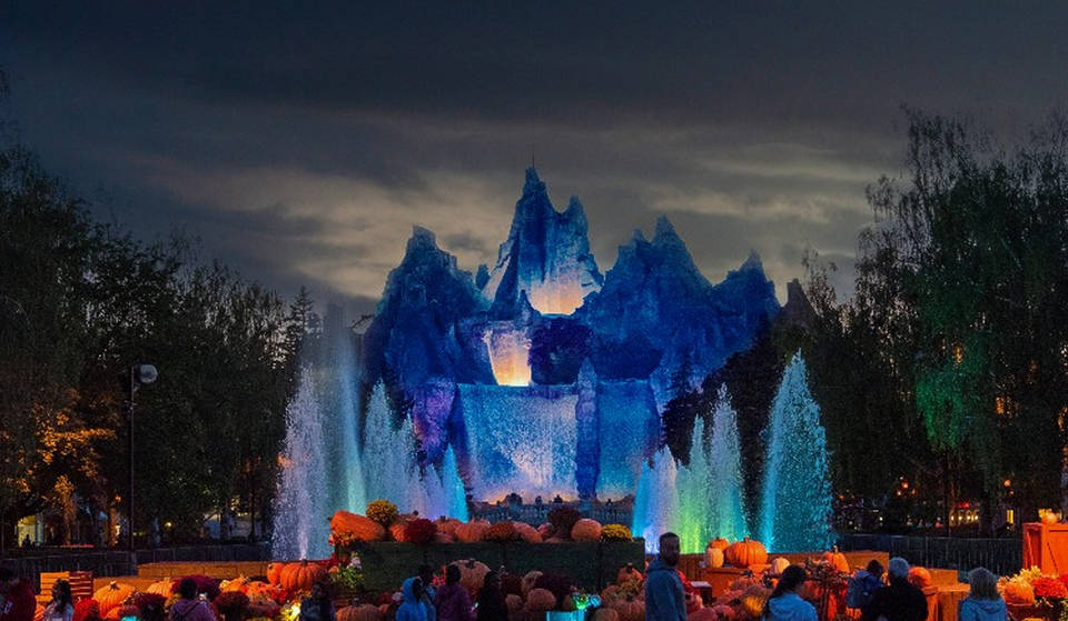 Canada’s Wonderland Is Turning Blue For The Toronto Blue Jays This Week