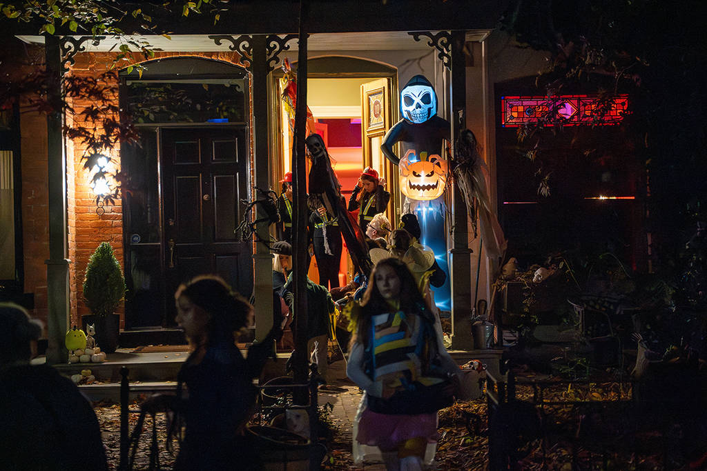 The Best Toronto Neighbourhoods For Trick-Or-Treating In 2025