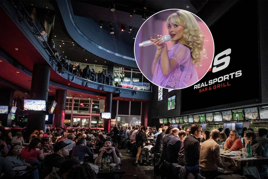 Le groupe de musique de Sabrina Carpenter est en train d&rsquo;organiser des soirées à thème avant ses concerts.