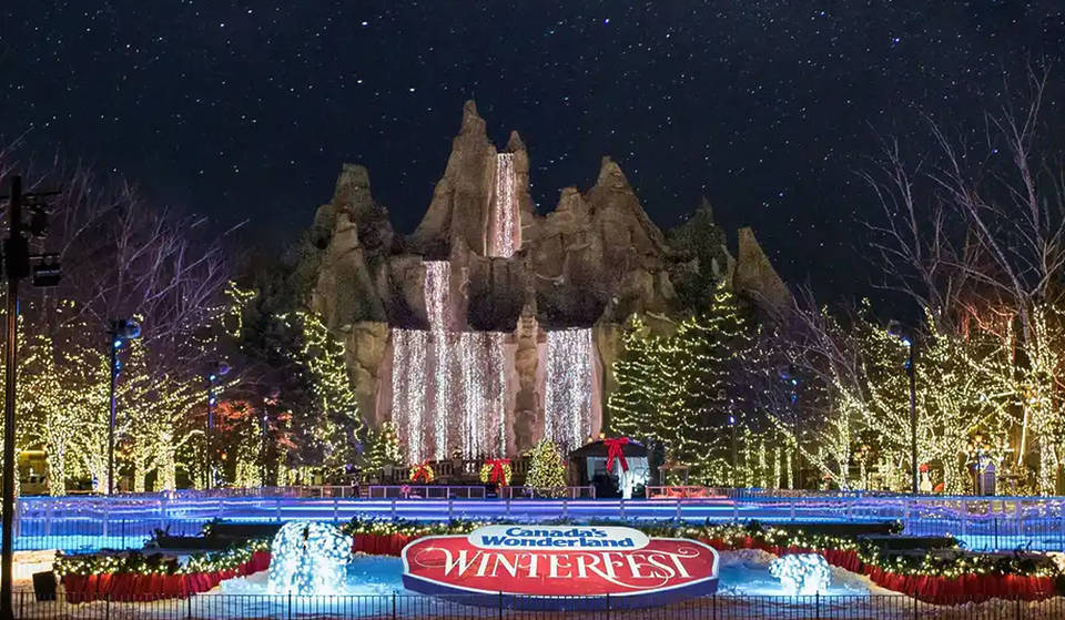 Canada&rsquo;s Wonderland se transformera bientôt en un paradis hivernal scintillant avec des millions de lumières
