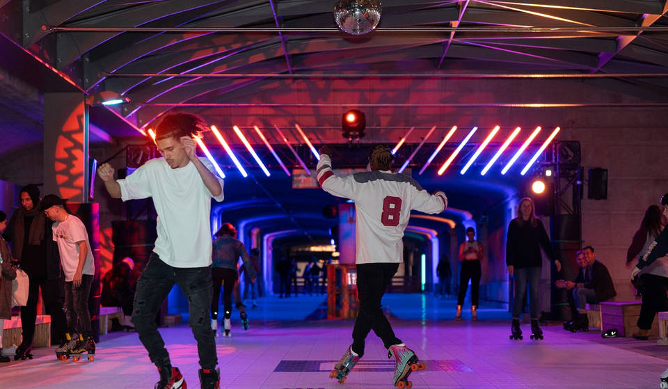 A Huge Free Retro Roller Skating Rink Is Opening Within Toronto’s Union Station This Winter