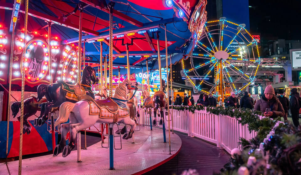 Le plus grand festival d&rsquo;hiver gratuit de Toronto revient ce week-end avec une grande roue iconique de 45 pieds